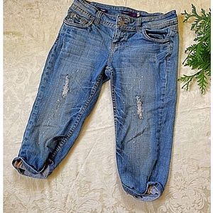 Flash Sale Vigoss Collection Shorts Denim Shorts Distressed cropped jeans Size 6